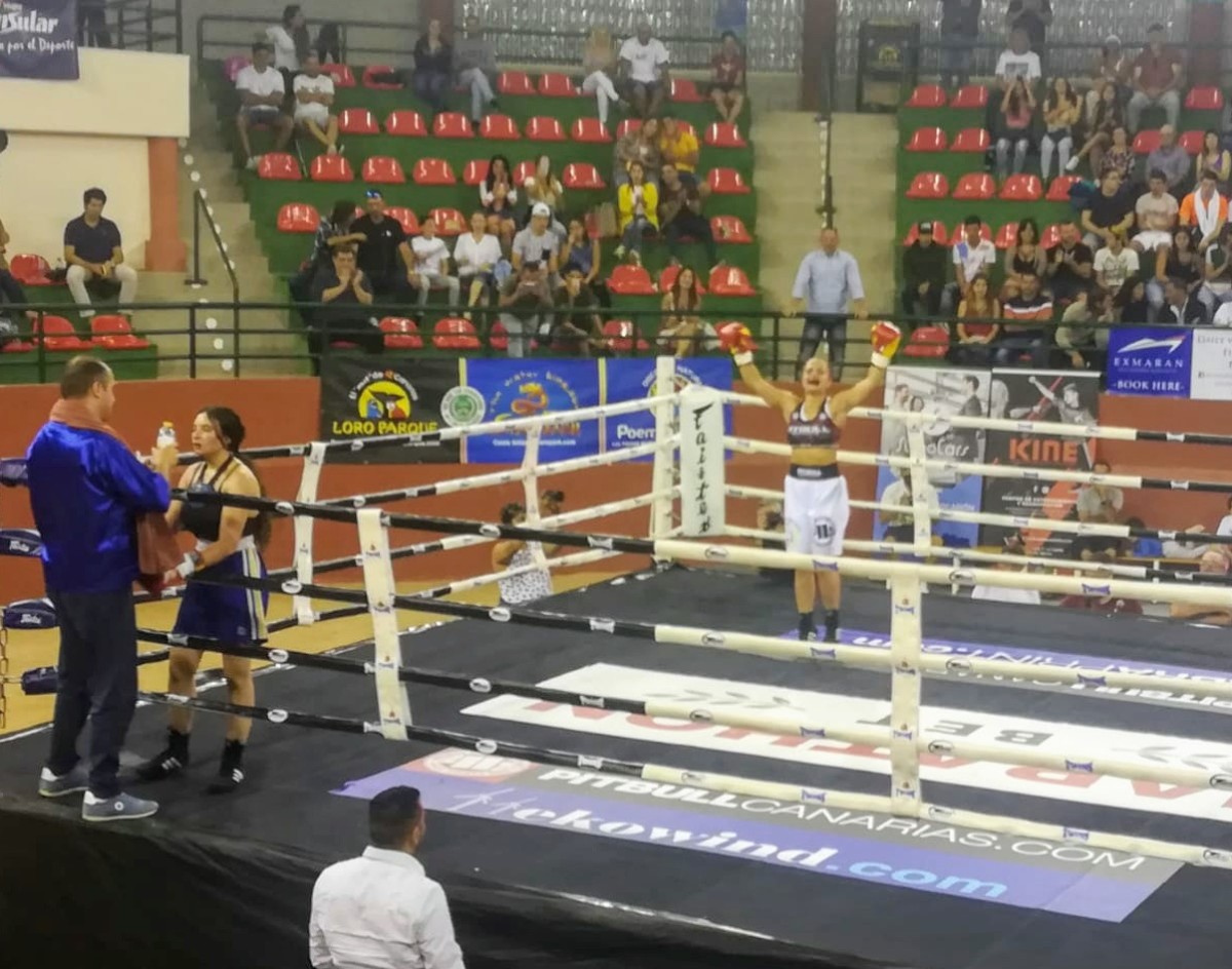 La sanmiguelera Cathaysa Delgado gana por KO su debut en el boxeo profesional