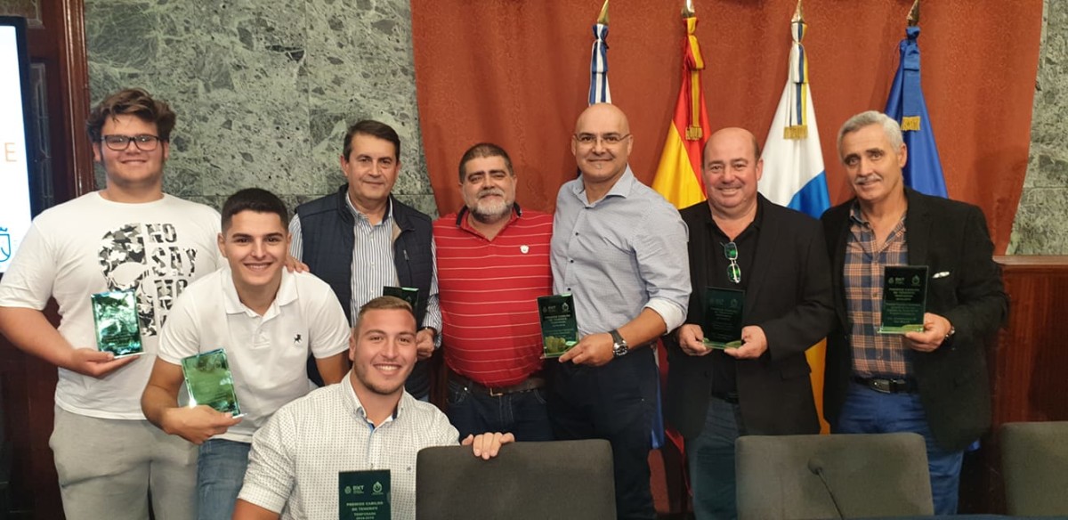 El Club de Lucha Chimbesque recibe 7 galardones en los Premios Cabildo de la Federación de Lucha Canaria de Tenerife