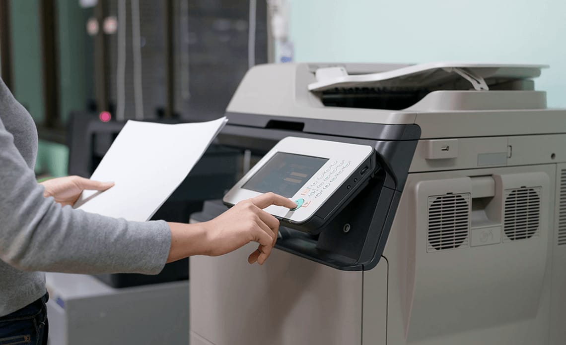 El servicio de fotocopias de tareas escolares se coordinará entre el Ayuntamiento y los centros educativos