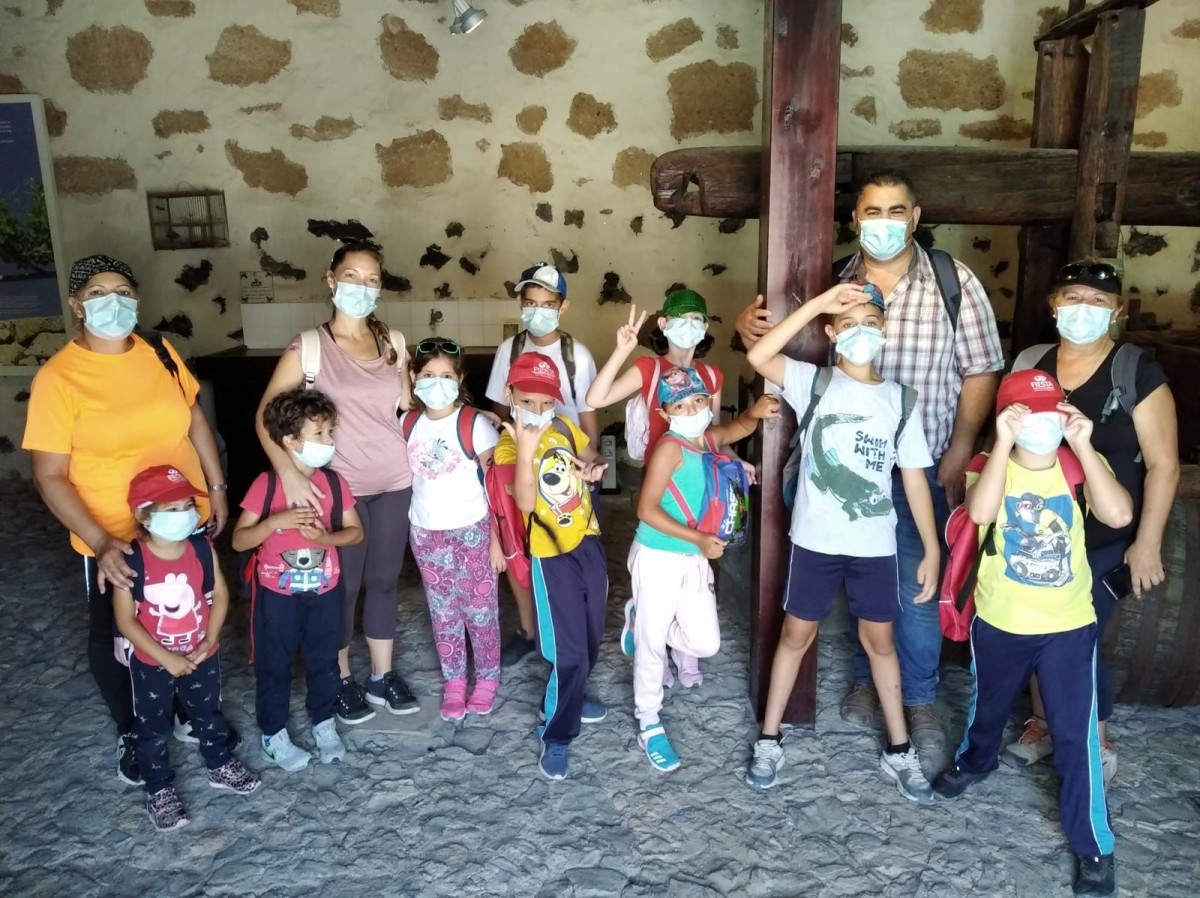 El Centro de Día Guaidyl visita San Miguel para conocer su riqueza patrimonial