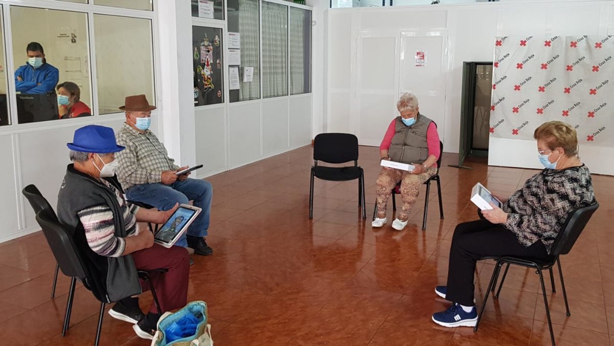 Tenerife CUIDA, programa para combatir la brecha digital en personas mayores a raíz de la pandemia