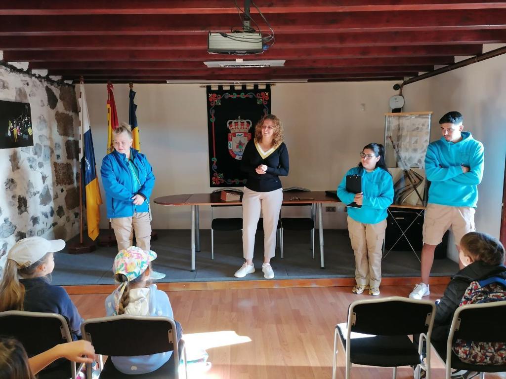 El alumnado del CEIP Aldea Blanca visita el casco sanmiguelero y diversas instalaciones municipales
